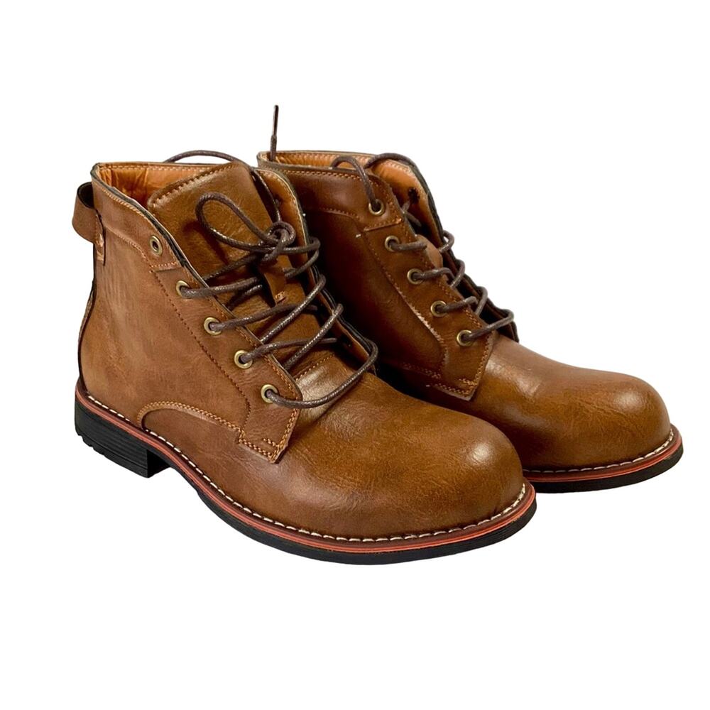 NWOT Retro Round Toe Ankle Boots
